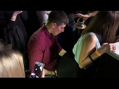 ❤️ Rus tungi klubida haqiqiy jinsiy aloqa. 18 yoshli rus qizi anus va qin ichida tungi klubda sikishdi Sifatli porno uz.pinkporno.ru